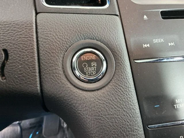 Used 2013 Black Ford SEL image 24