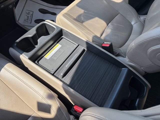 Used 2019 White Honda Elite image 18