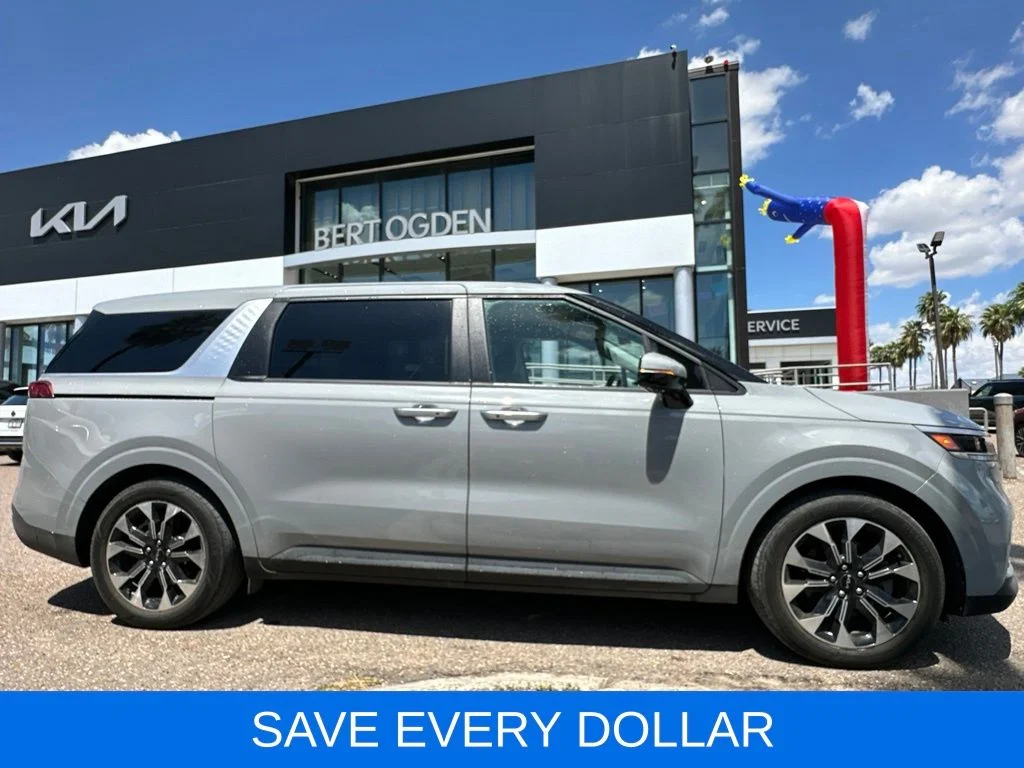 Used 2024 White Kia EX image 4