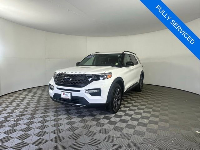 2023 Ford Explorer XLT 4WD's photo