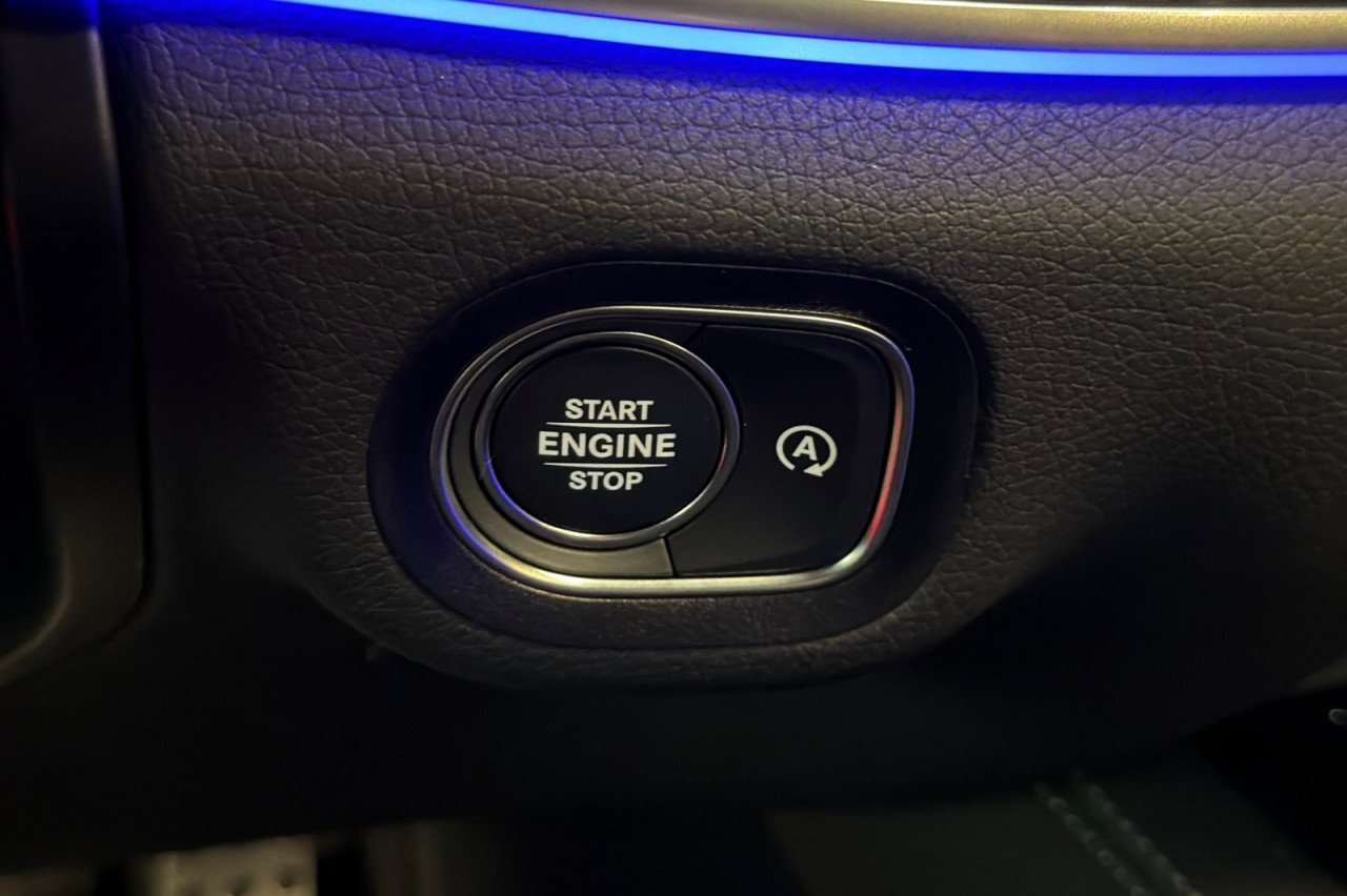 New 2026 Polar White Mercedes-Benz GLS 450 4MATIC® SUV image 23