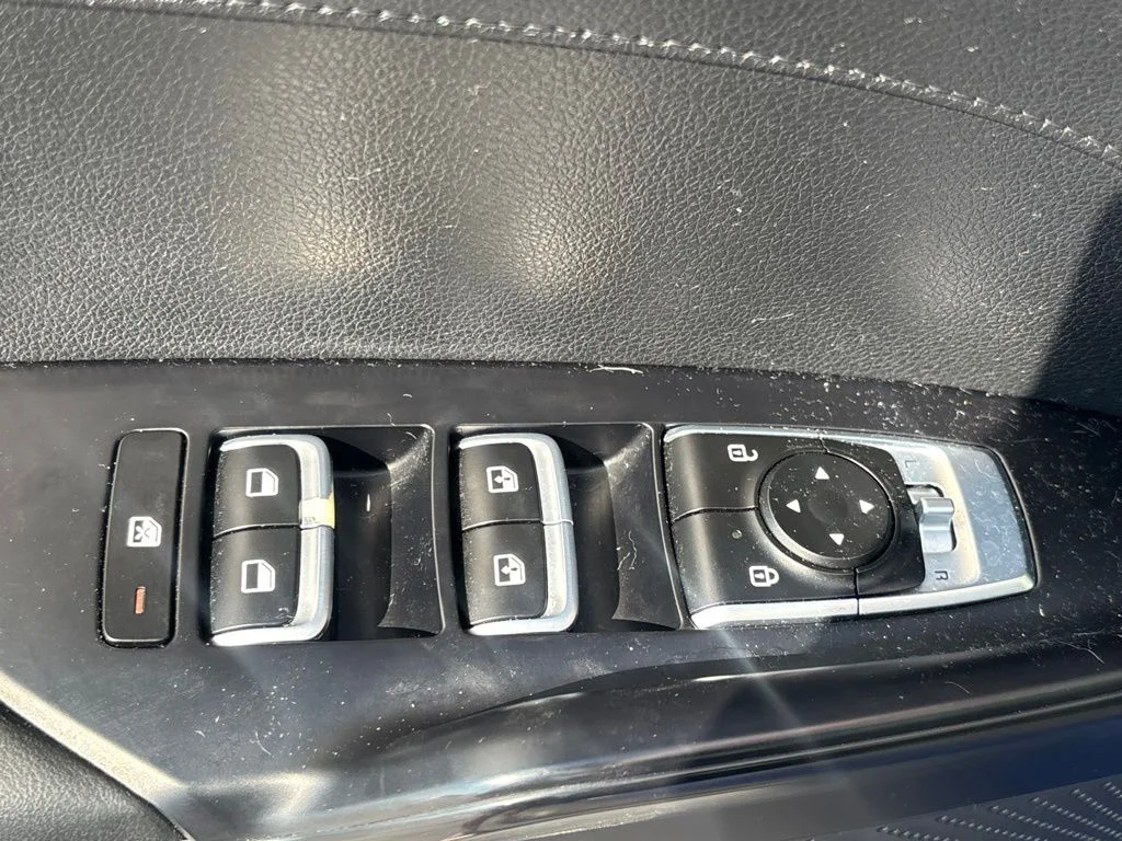 Used 2023 Blue Kia GT-Line image 8