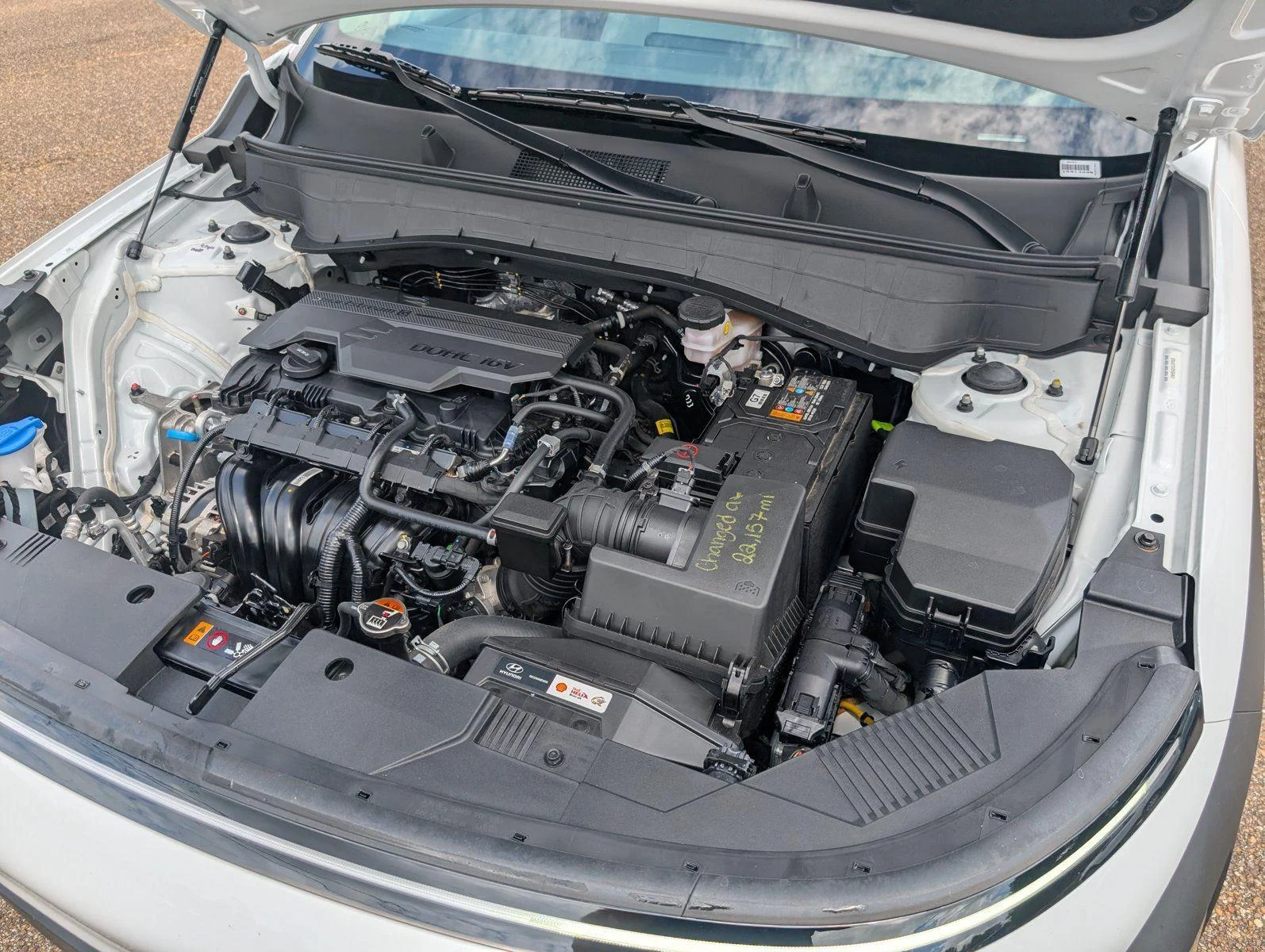 Used 2025 Atlas White Hyundai SEL image 34