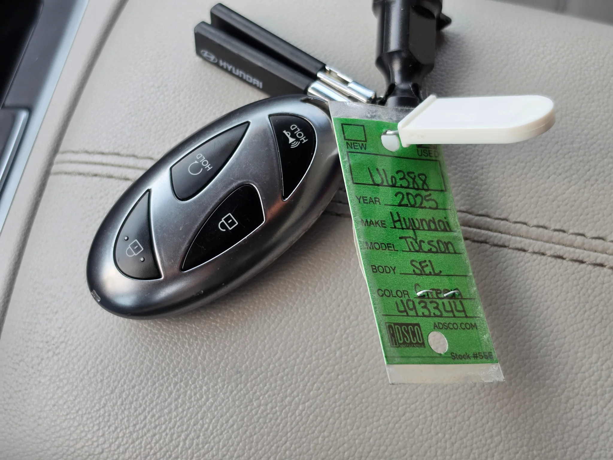 Used 2025 Rockwood Green Hyundai SEL image 25