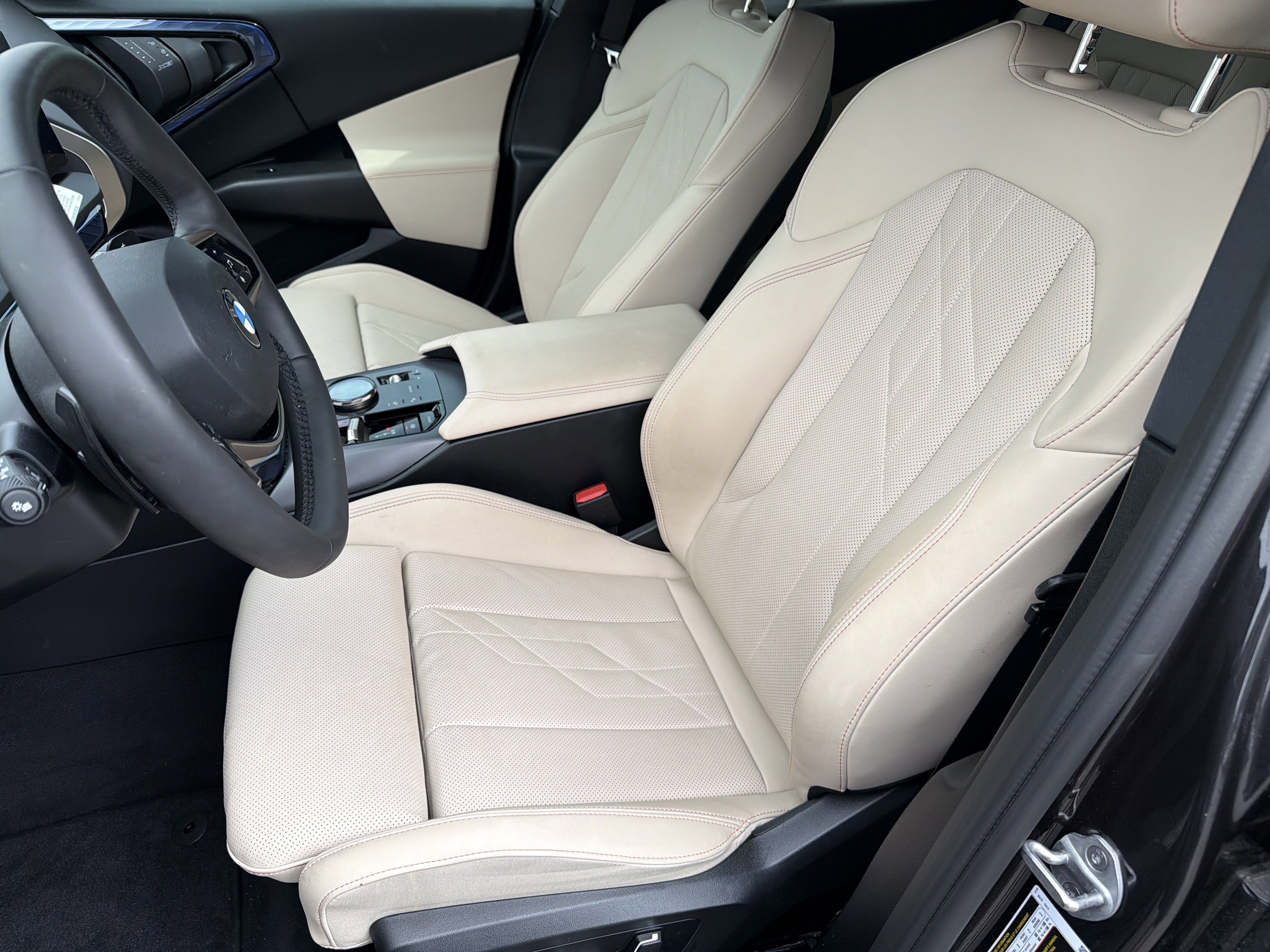 2025 BMW X3 30 - Photo 16