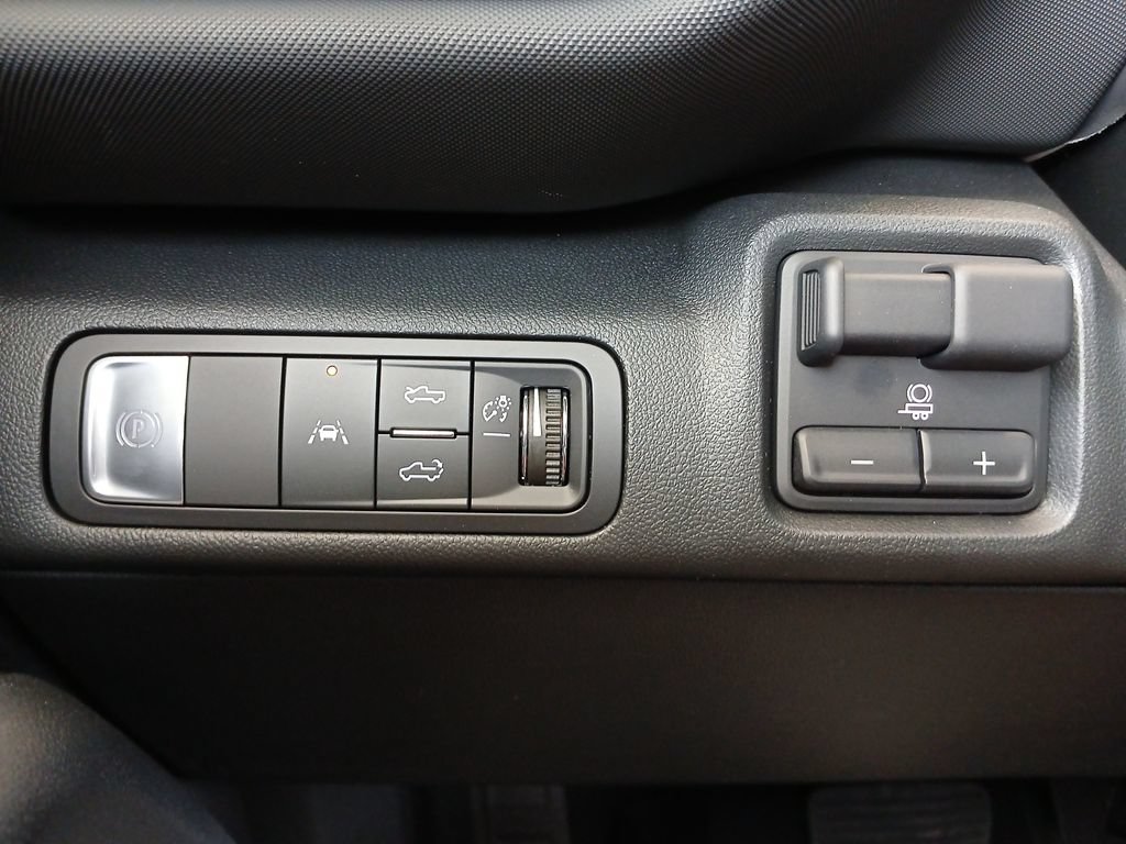 2026 Chevrolet Silverado EV LT - Photo 18