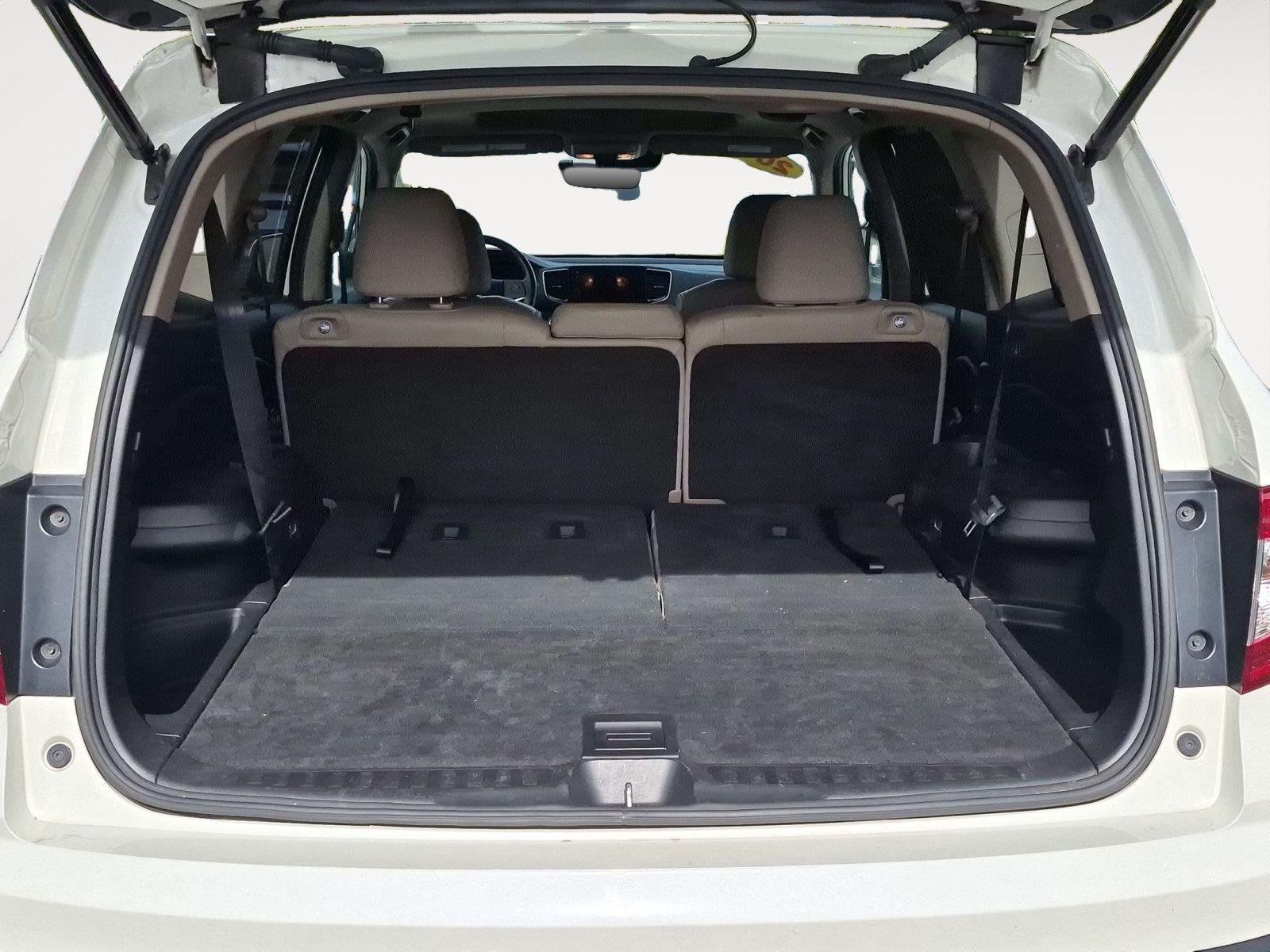 Used 2019 White Diamond Pearl Honda EX-L image 14