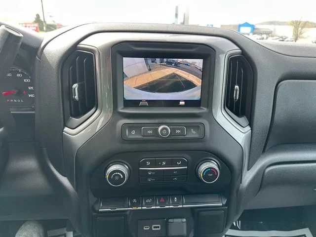 Used 2022 Summit White Chevrolet Custom image 25