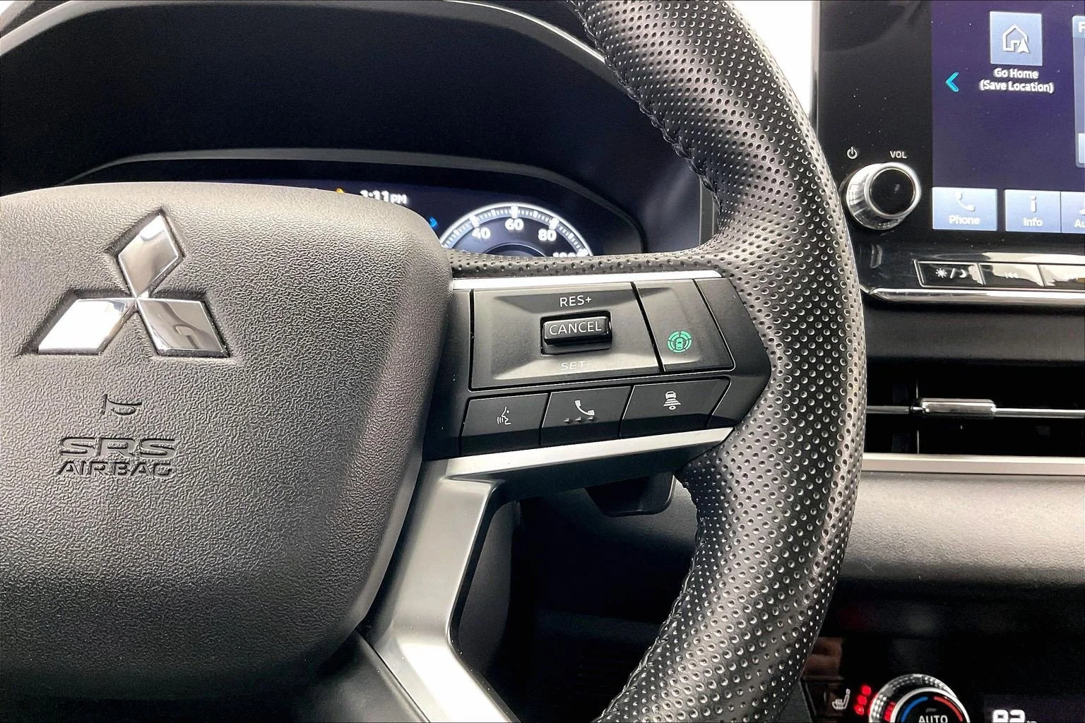 2023 Mitsubishi Outlander Plug-In Hybrid SE - Photo 21