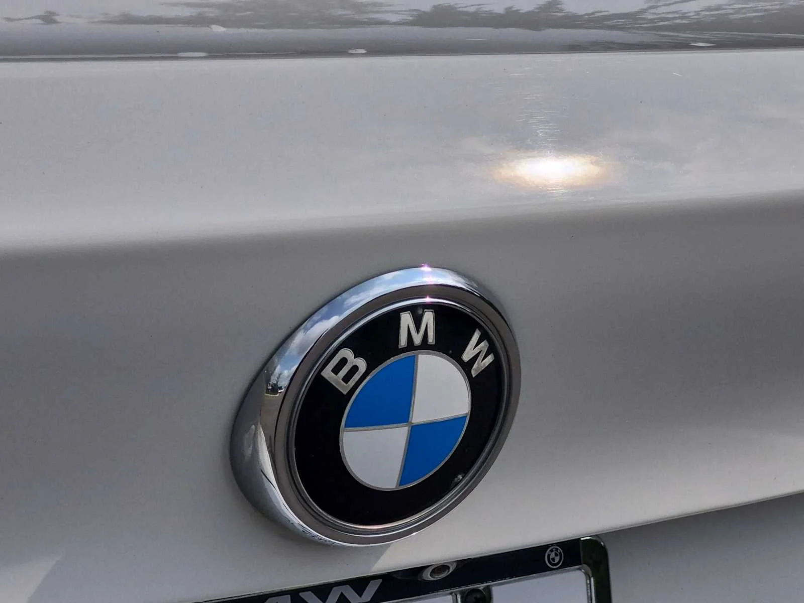 Used 2016 Alpine White BMW xDrive28i image 12