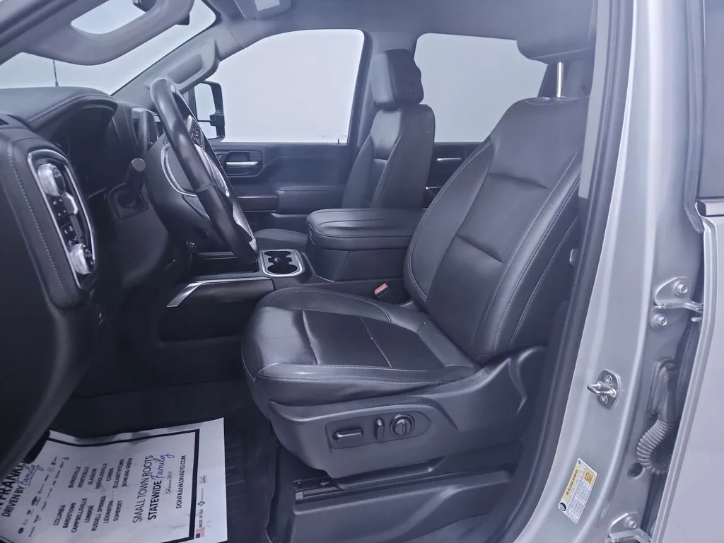 Used 2023 Silver GMC SLT image 17