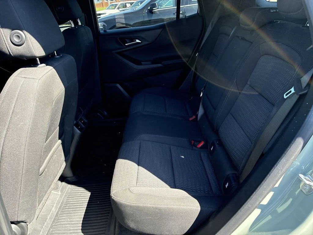 Used 2025 Green Chevrolet LT image 18