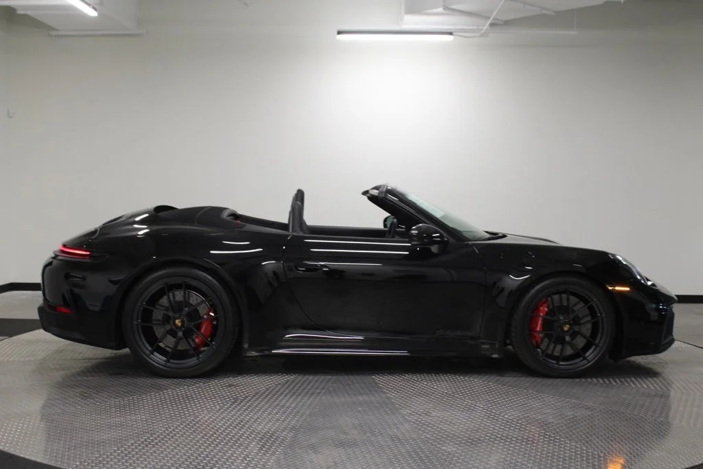 2026 Porsche 911 GTS - Photo 8
