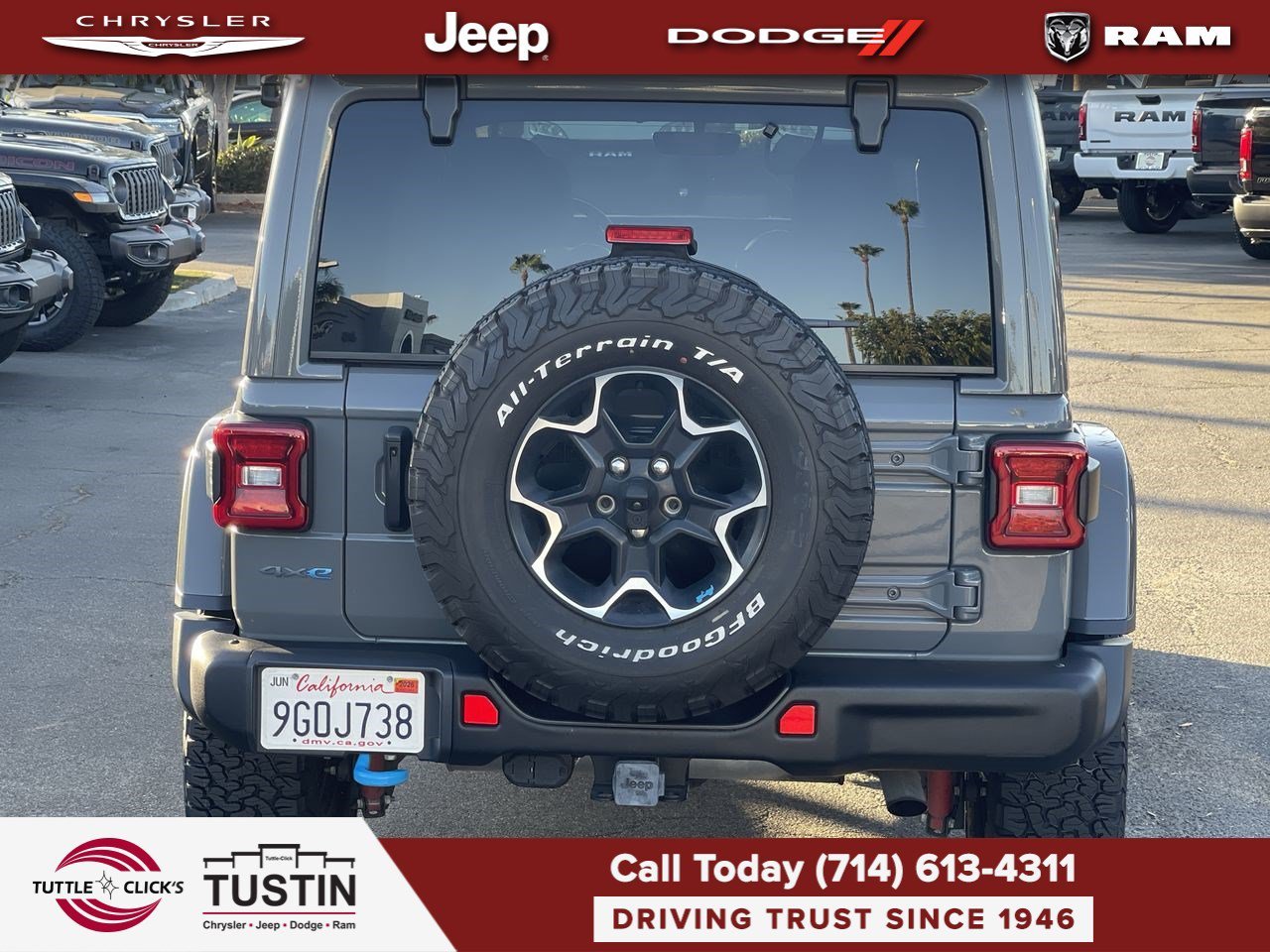 Used 2023 Sting-Gray Clearcoat Jeep Rubicon image 5