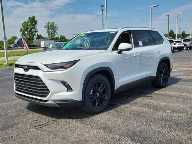 New 2026 Wind Chill Pearl Toyota Platinum image 32