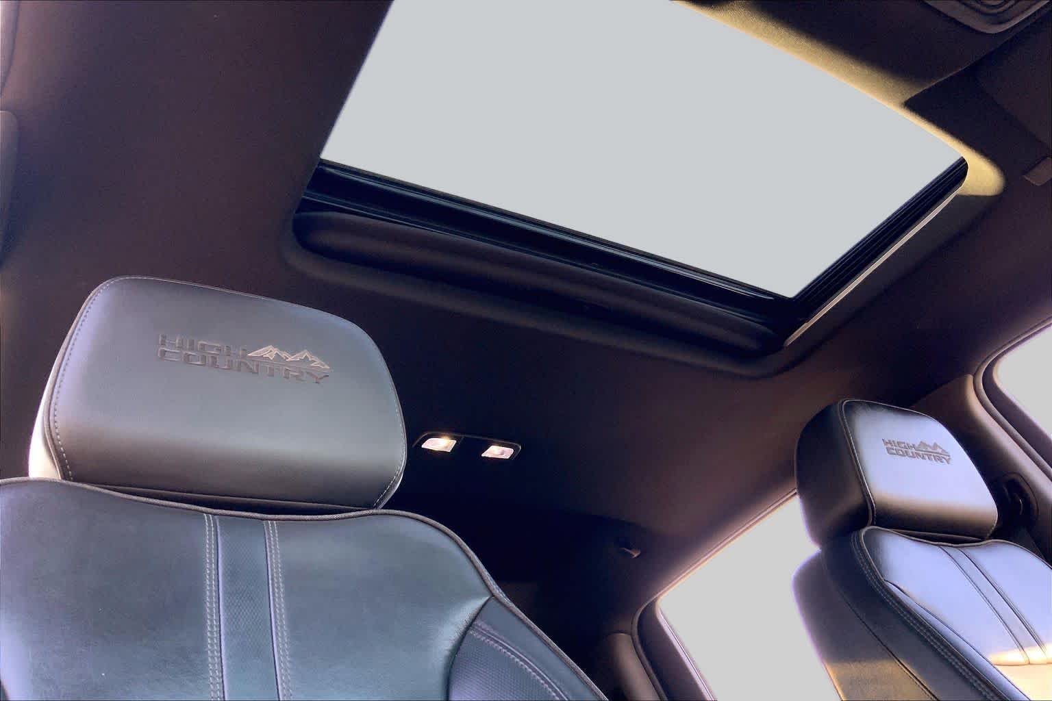Used 2021 Summit White Chevrolet High Country image 14