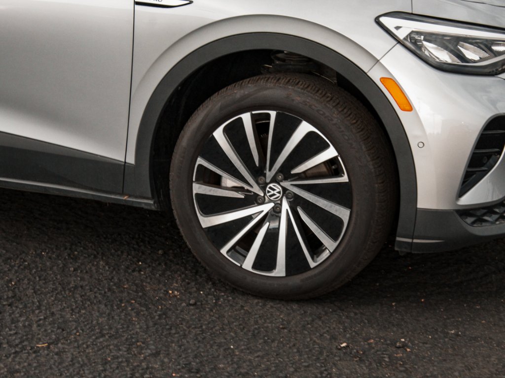 Used 2025 silver mist metallic Volkswagen Pro image 4