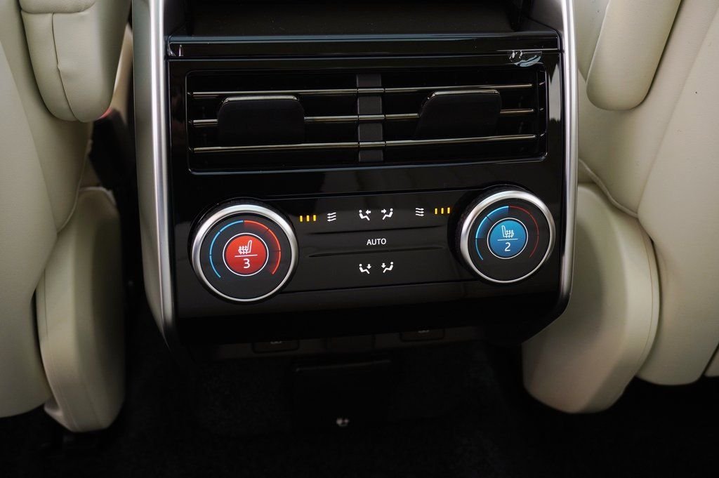 2026 Land Rover Range Rover SE - Photo 31
