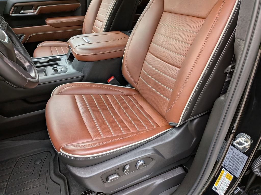 Used 2026 Black GMC Denali Ultimate image 30