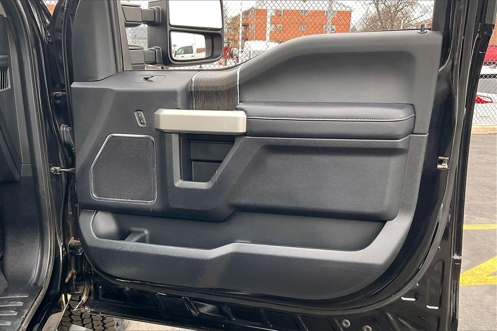 2020 FORD F-350 - Image 20