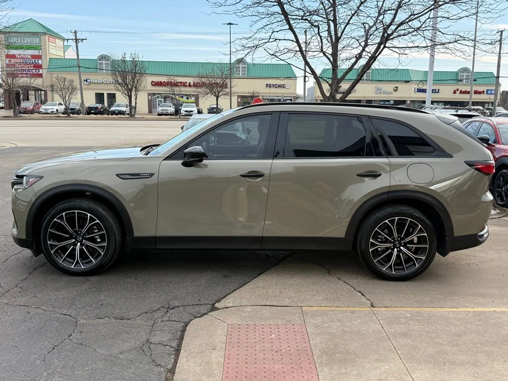 Used 2025 Beige Mazda Premium image 4