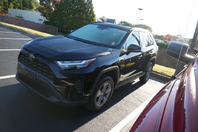 Used 2024  Toyota XLE image 10