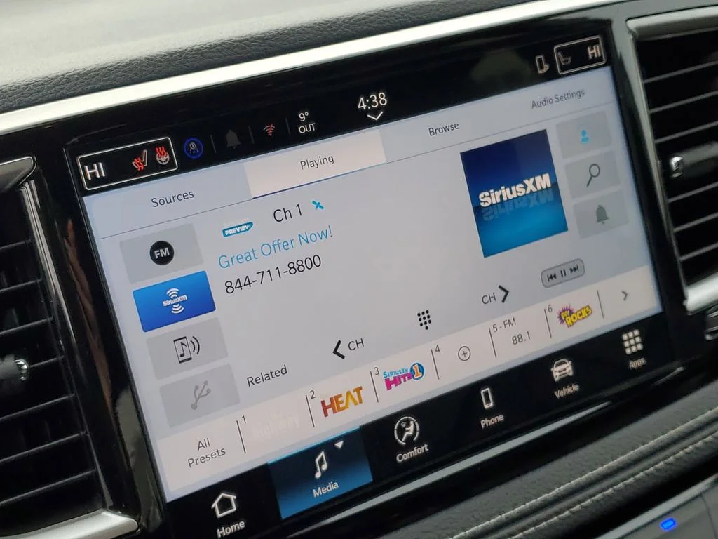 2026 Chrysler Pacifica Select - Photo 16