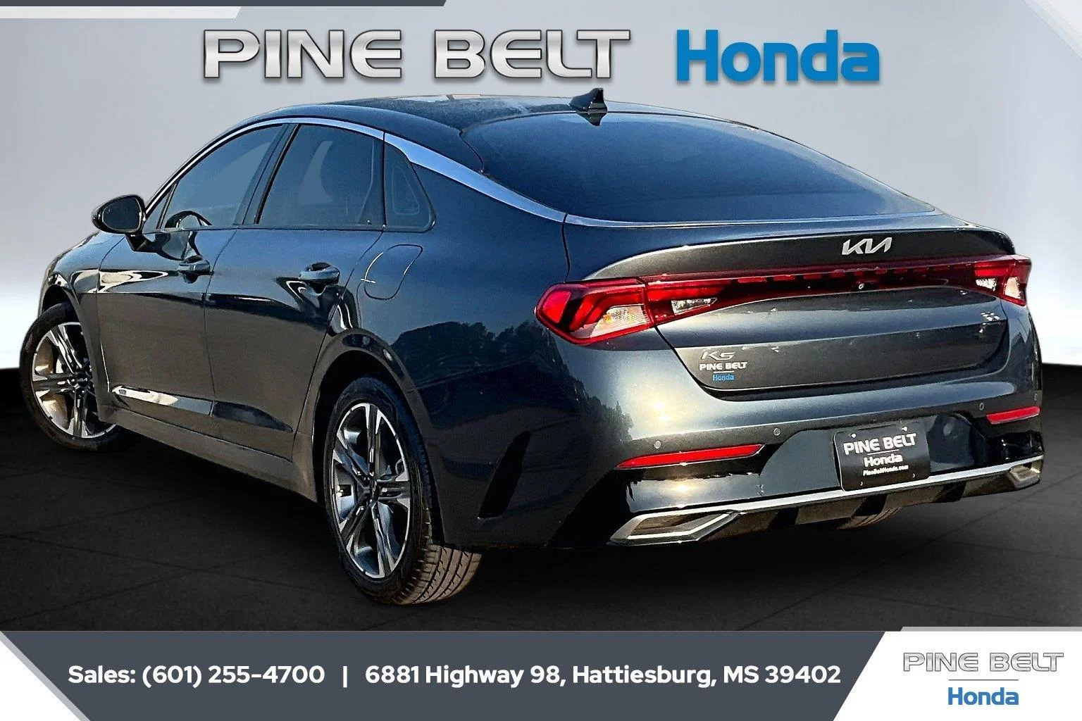 Used 2022 Gravity Gray Kia EX image 2
