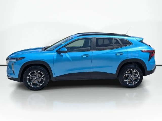 Used 2025 Blue Chevrolet LT image 12