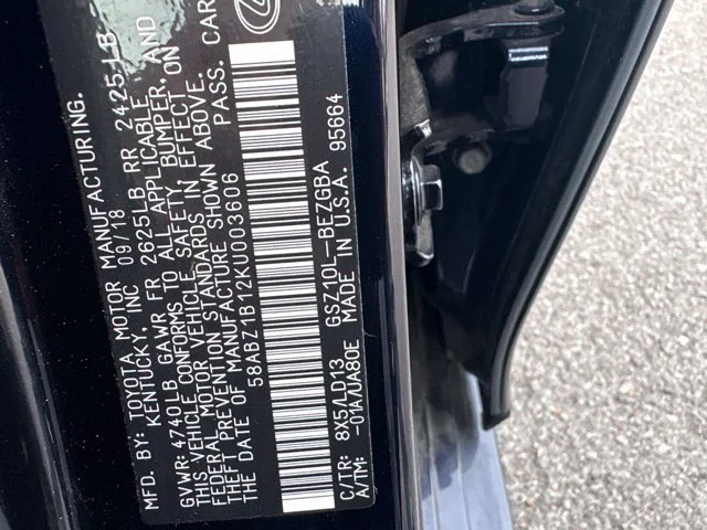 Used 2019 Blue Lexus 350 image 7