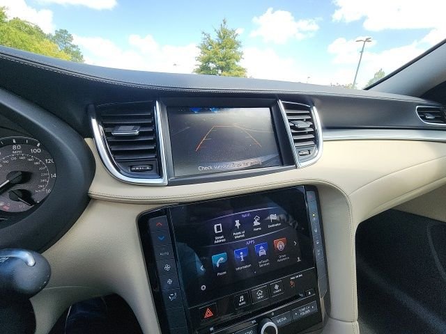 Used 2019 Gray INFINITI LUXE image 27