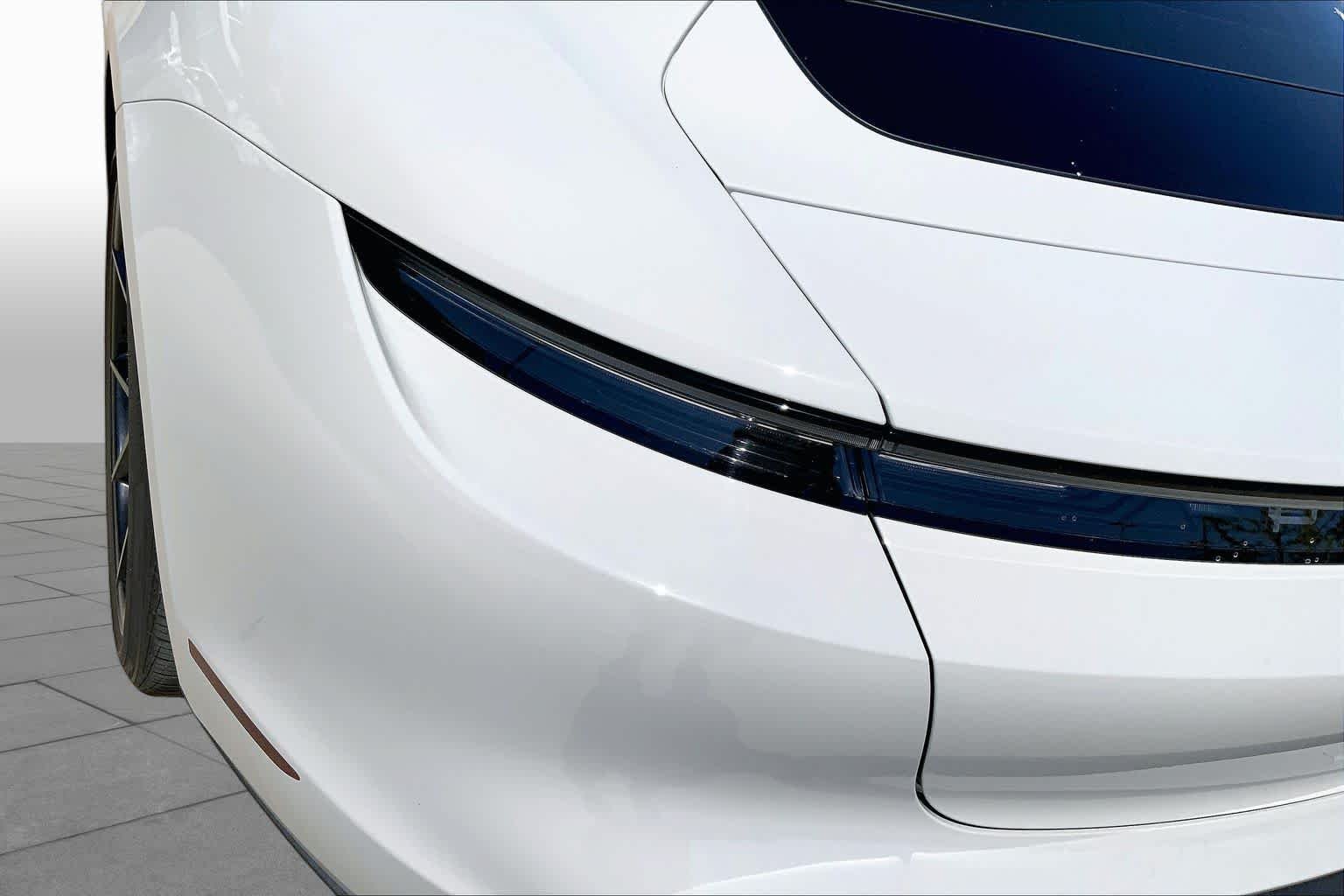 Used 2022 Chalk Porsche  image 26