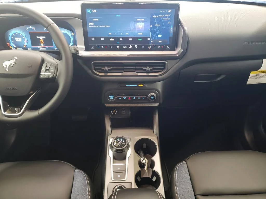 New 2025 Velocity Blue Metallic Ford Outer Banks® image 18