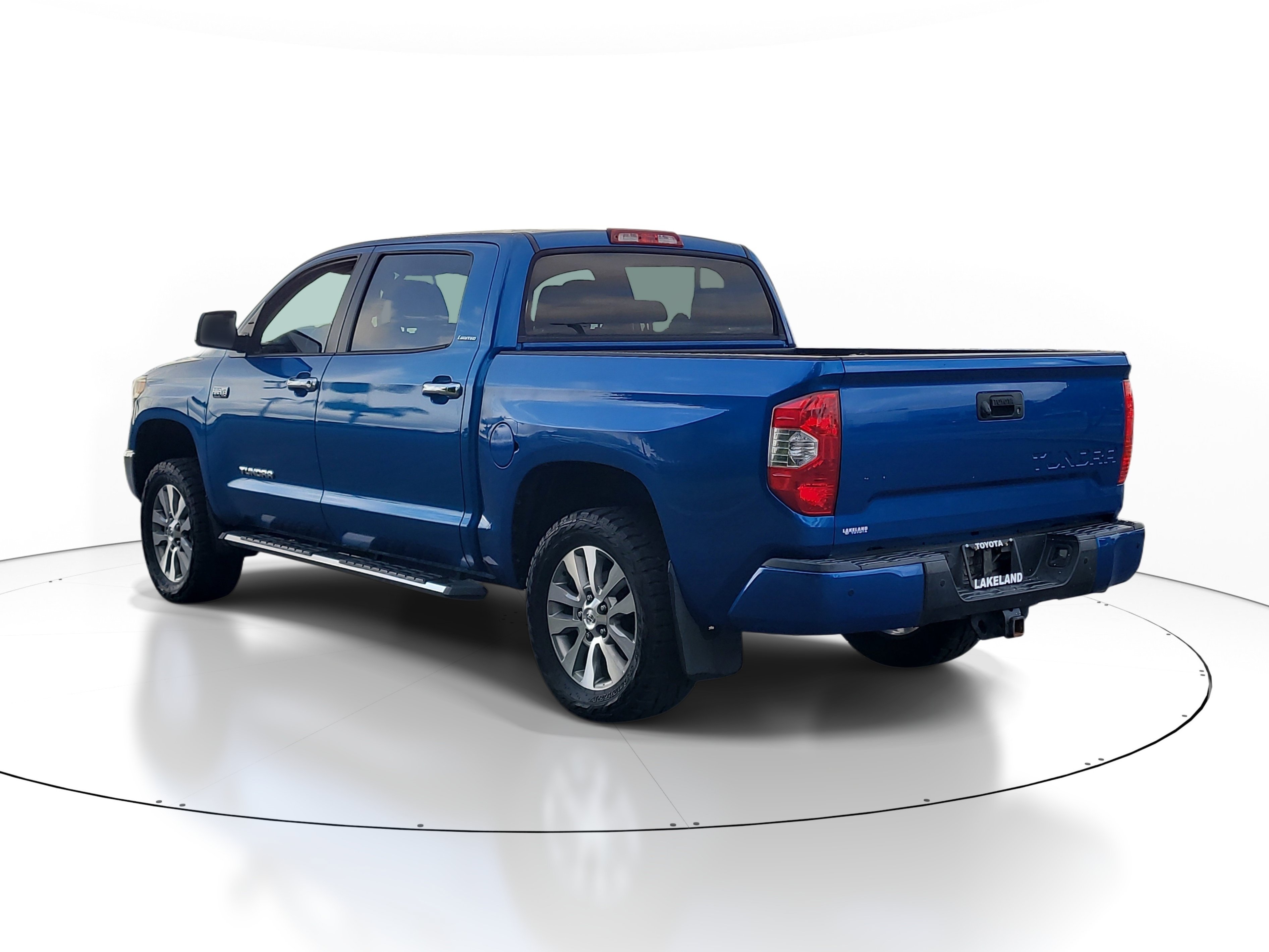 Used 2016 Blazing Blue Toyota LTD image 4