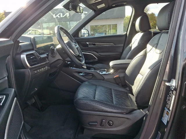 Certified Used 2024 Gray Kia EX X-Line image 15