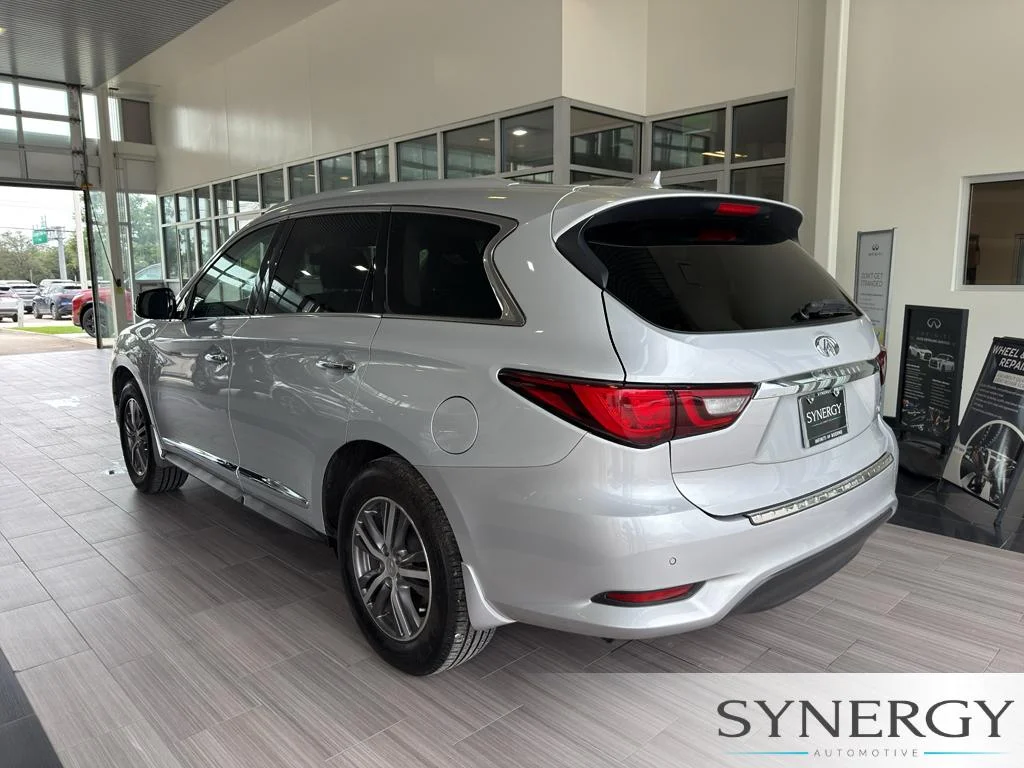 Used 2019 Liquid Platinum INFINITI LUXE image 7