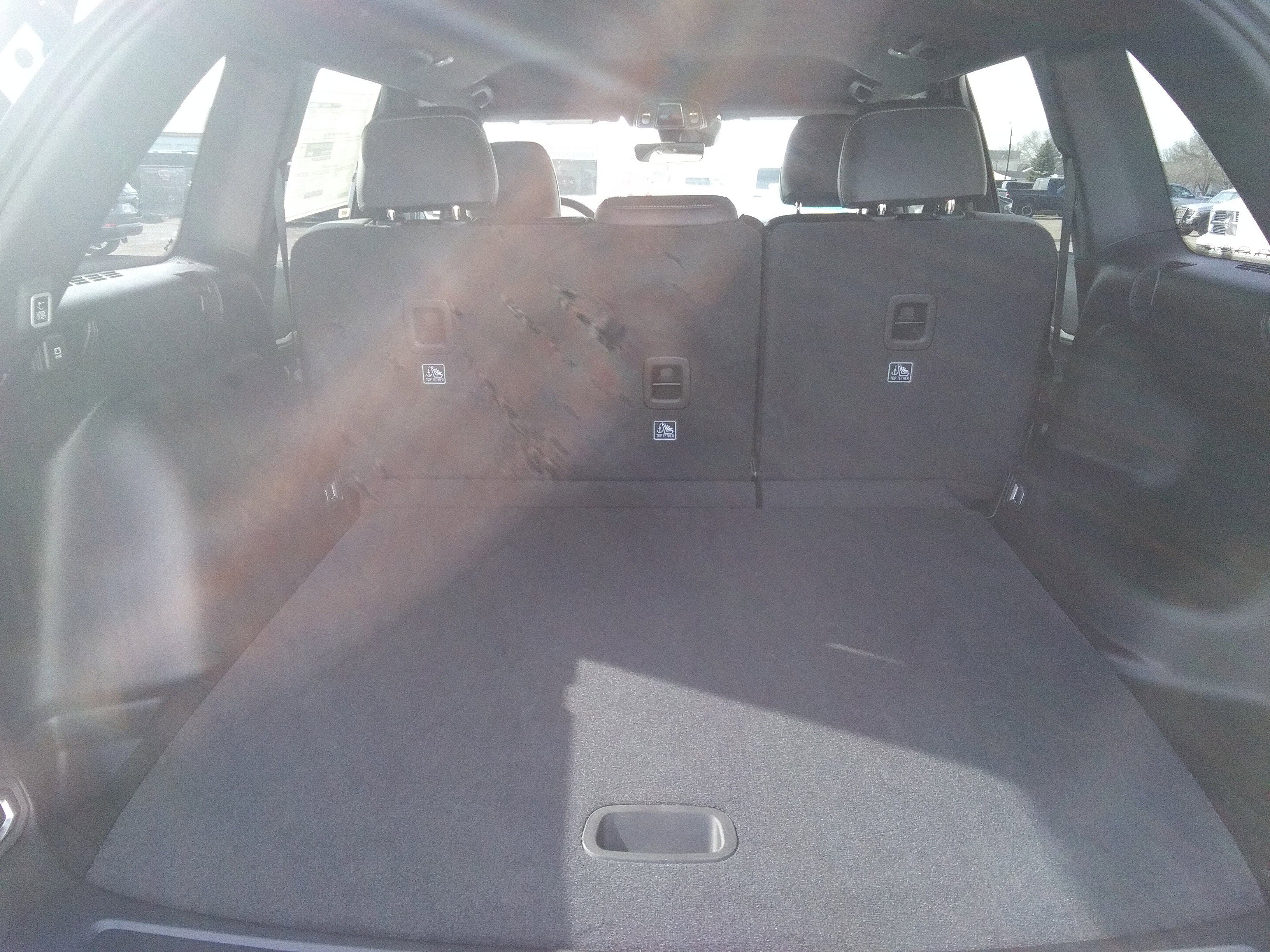 New 2026 Bright White Clear-Coat Exterior Paint Jeep Altitude image 8