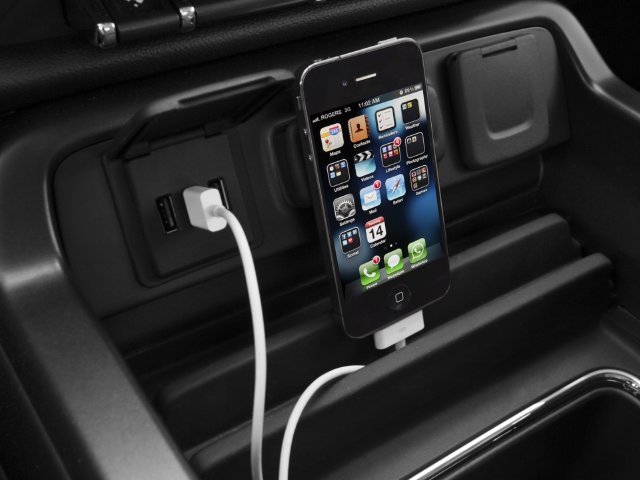 Used 2015 Red GMC SLE image 10