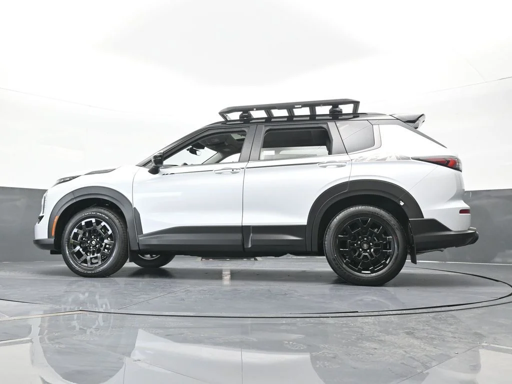 New 2026 White / Black Mitsubishi Trail Edition image 58