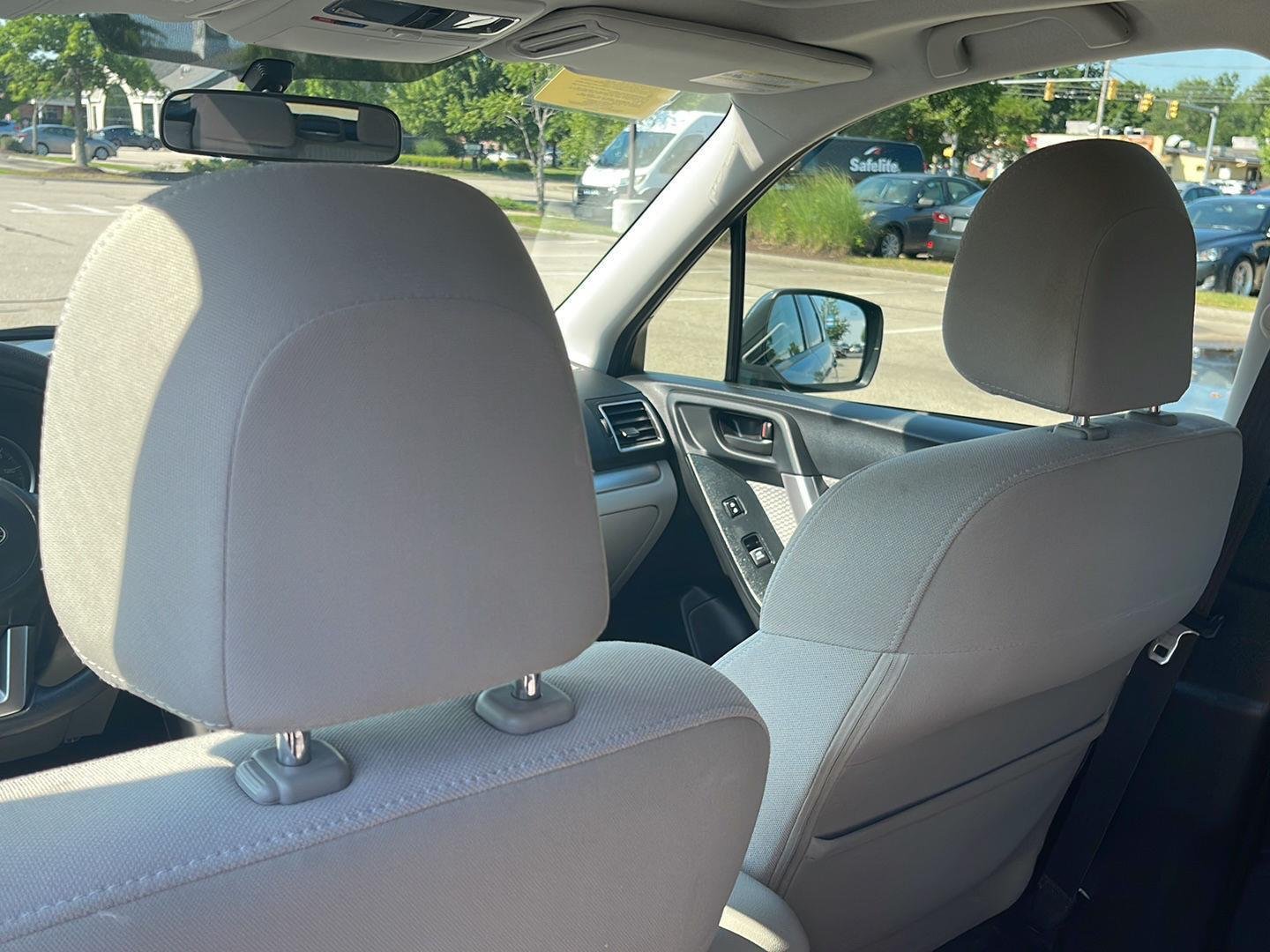 Used 2018 Quartz Blue Pearl Subaru Premium image 13