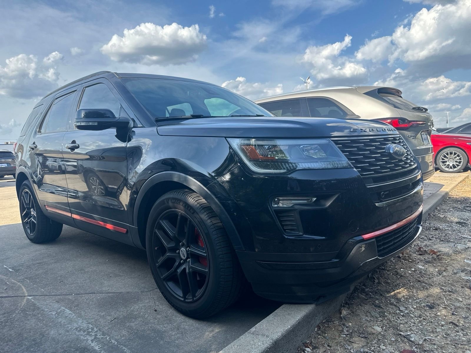 1FM5K8GT6JGA31496