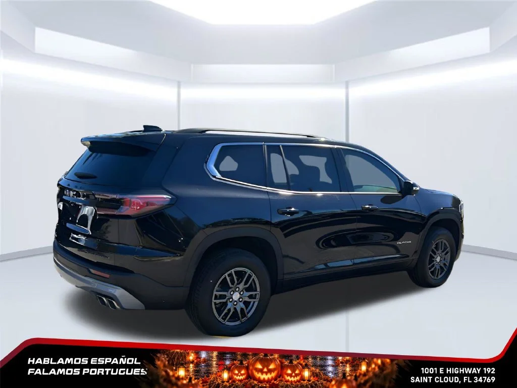 Used 2025 Ebony Twilight Metallic GMC Elevation image 6