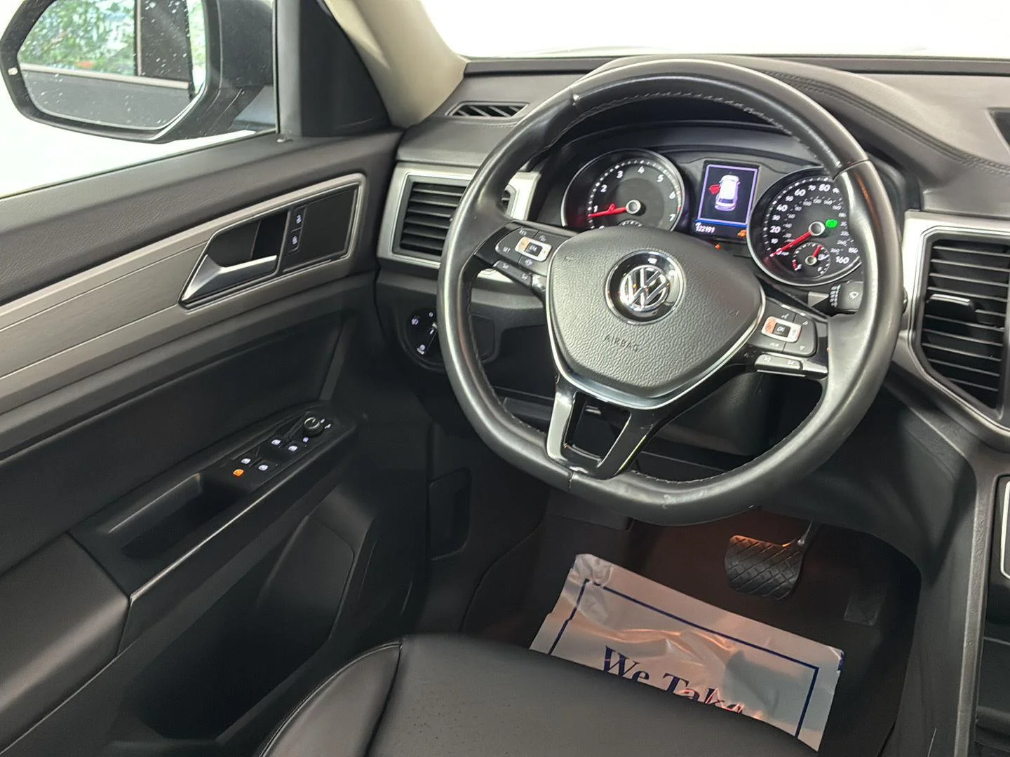Used 2019 Platinum Gray Metallic Volkswagen 3.6L V6 SE image 17