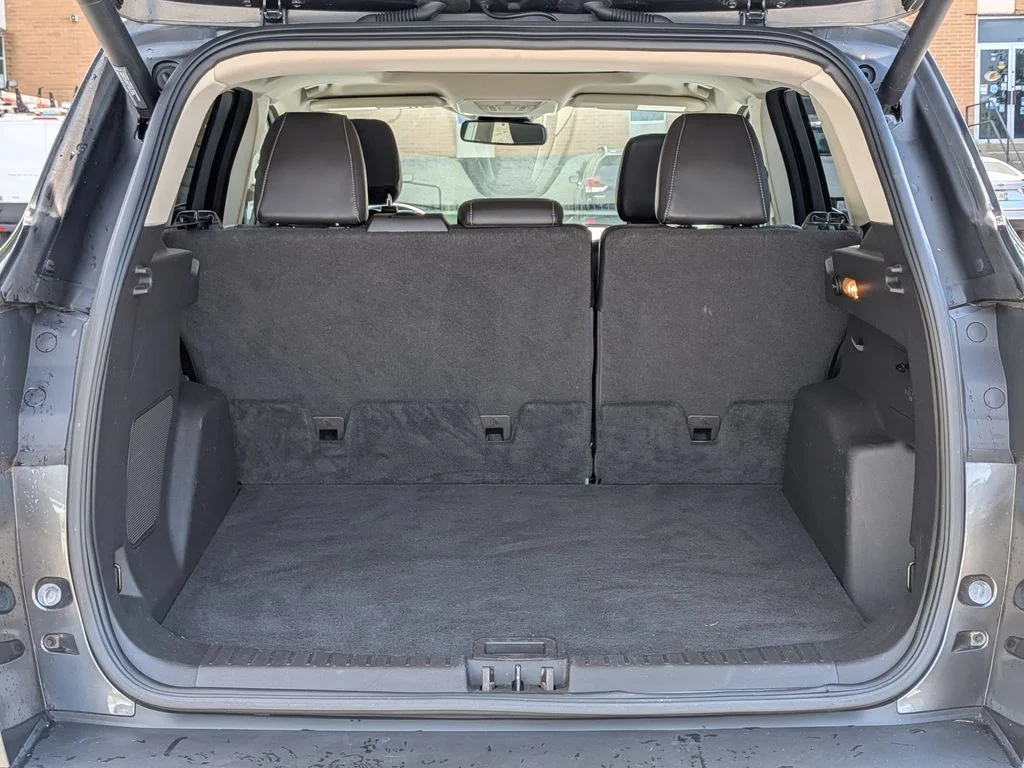 Used 2018 Gray Ford Titanium image 6