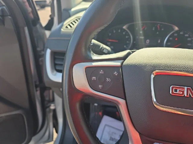 Used 2020 Silver GMC SLE image 18