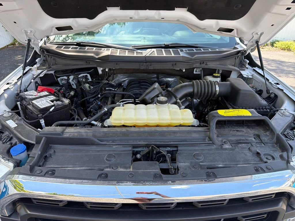 Used 2021 White Ford XLT image 41
