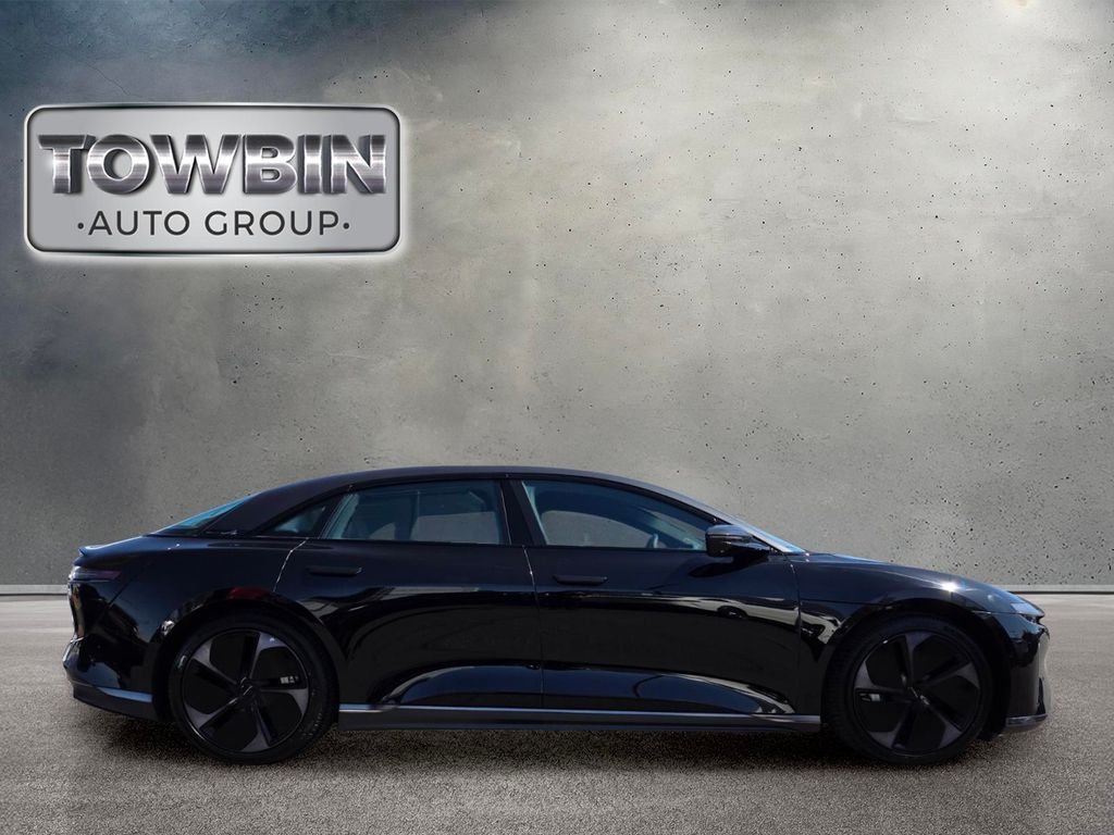 Used 2024  Lucid Touring image 19