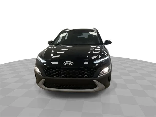 Used 2023 Black Hyundai SEL image 4