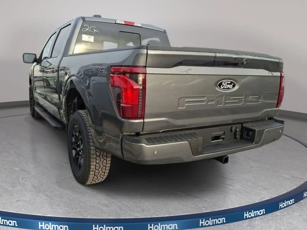 New 2026 Carbonized Gray Metallic Ford XLT image 5