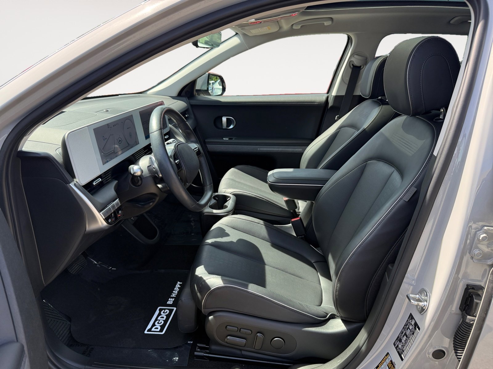 Used 2024 Cyber Gray Hyundai Limited image 10